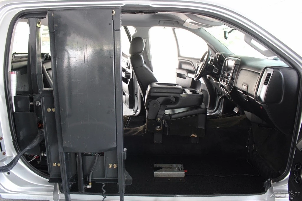 2015 Chevrolet Silverado 3rd Gen - Image 6 of 21