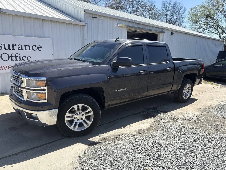 2015 Chevrolet Silverado 3rd Gen - Image 2 of 3