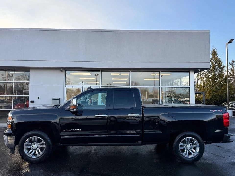 2015 Chevrolet Silverado 3rd Gen - Image 2 of 21