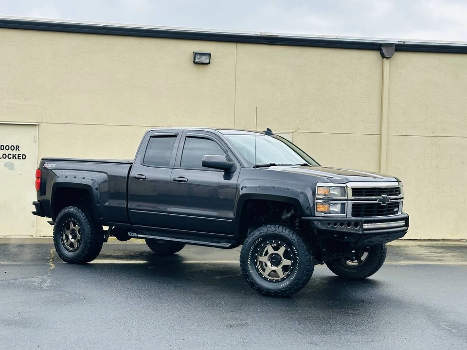 2015 Chevrolet Silverado 3rd Gen - Image 2 of 19