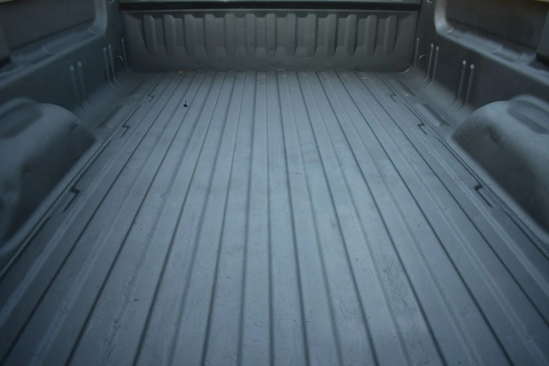 2015 Chevrolet Silverado 3rd Gen - Image 9 of 16