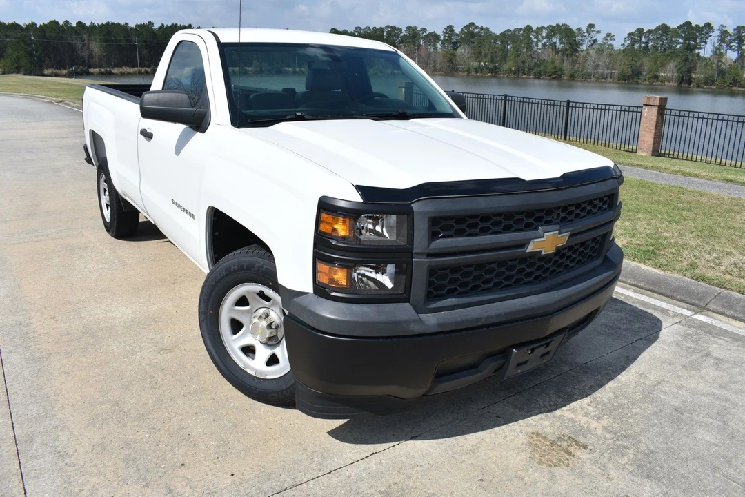 2015 Chevrolet Silverado 3rd Gen - Image 2 of 18