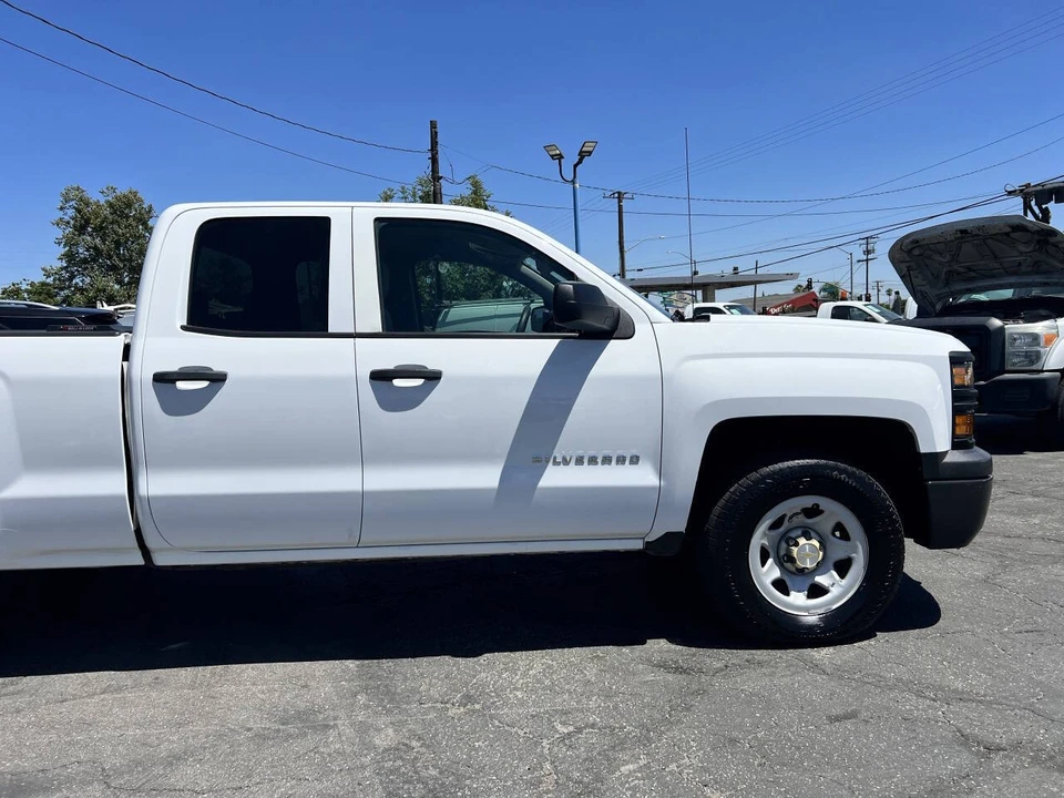2015 Chevrolet Silverado 3rd Gen - Image 5 of 21
