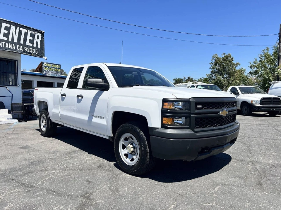 2015 Chevrolet Silverado 3rd Gen - Image 3 of 21