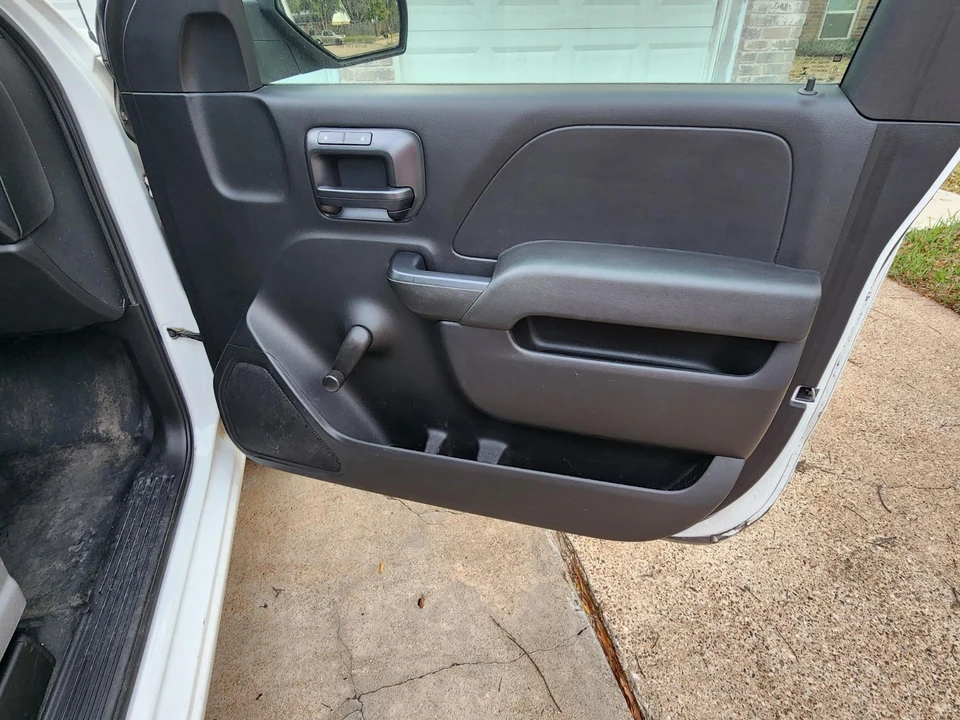 2015 Chevrolet Silverado 3rd Gen - Image 8 of 17
