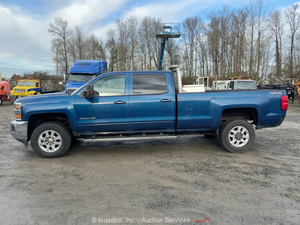 2015 Chevrolet Silverado Heavy Duty 3rd Gen - Image 3 of 12