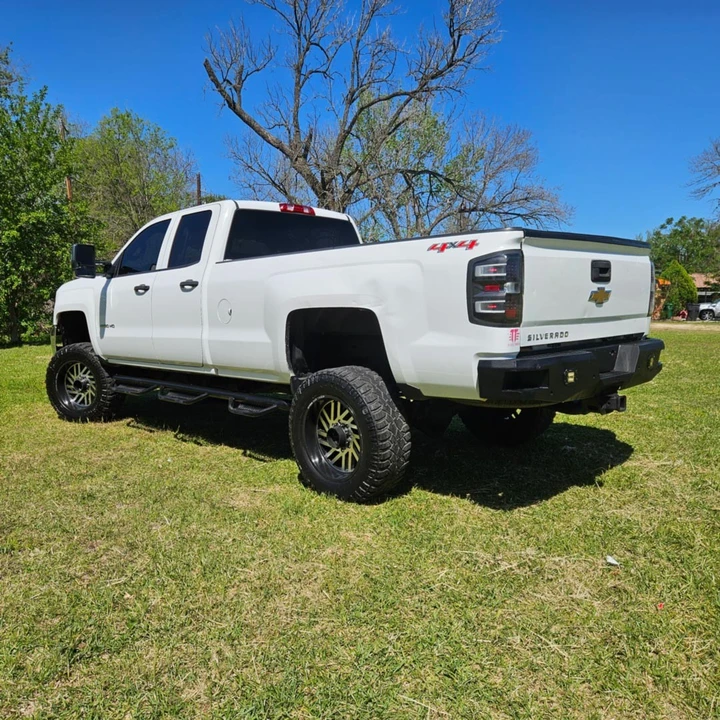2015 Chevrolet Silverado Heavy Duty 3rd Gen - Image 3 of 14
