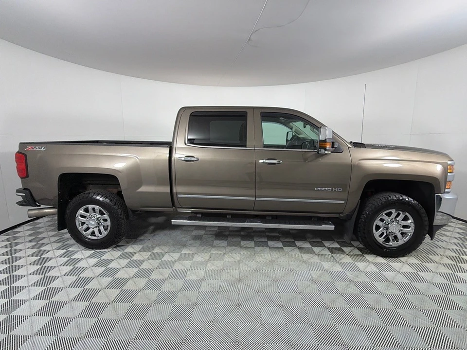 2015 Chevrolet Silverado Heavy Duty 3rd Gen - Image 4 of 21
