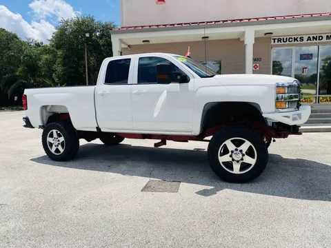 2015 Chevrolet Silverado 2500 HD LT 4x4 Double Cab SB