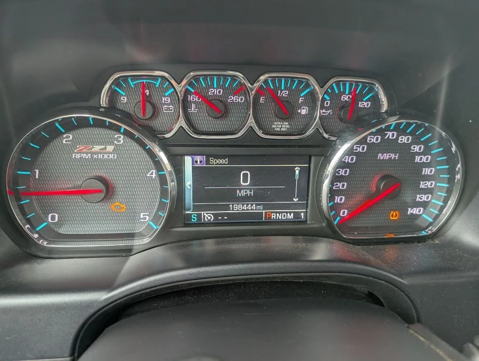 2015 Chevrolet Silverado Heavy Duty 3rd Gen - Image 16 of 21