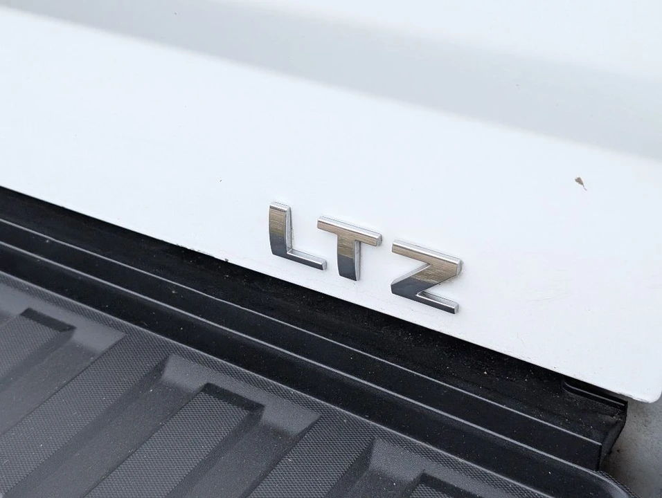 2015 Chevrolet Silverado Heavy Duty 3rd Gen - Image 7 of 21
