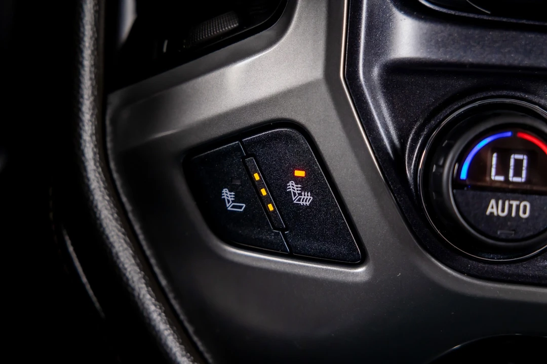 2015 Chevrolet Silverado Heavy Duty 3rd Gen - Image 18 of 21