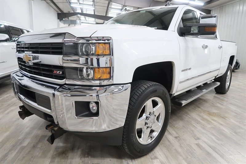 2015 Chevrolet Silverado Heavy Duty 3rd Gen - Image 2 of 31