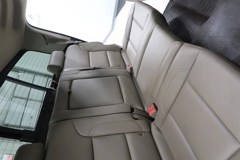 2015 Chevrolet Silverado Heavy Duty 3rd Gen - Image 28 of 31