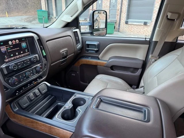 2015 Chevrolet Silverado Heavy Duty 3rd Gen - Image 17 of 21