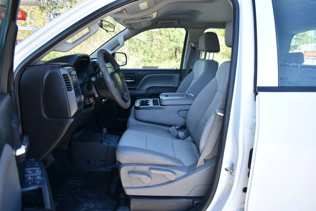 2015 Chevrolet Silverado Heavy Duty 3rd Gen - Image 10 of 20