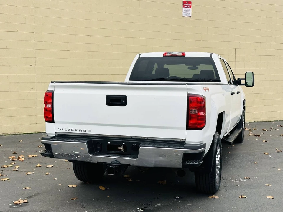 2015 Chevrolet Silverado Heavy Duty 3rd Gen - Image 3 of 21