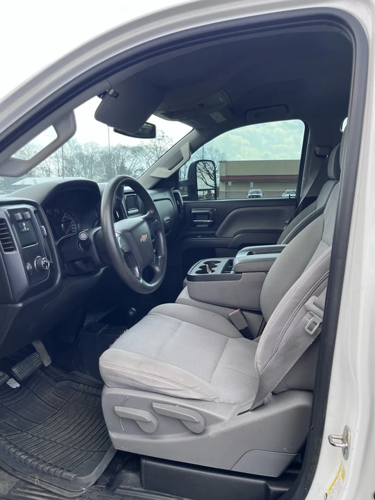 2015 Chevrolet Silverado Heavy Duty 3rd Gen - Image 5 of 10