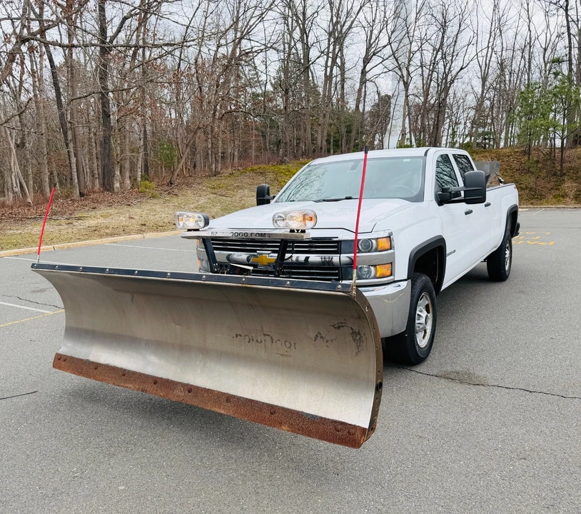 2015 Chevrolet Silverado Heavy Duty 3rd Gen - Image 2 of 21