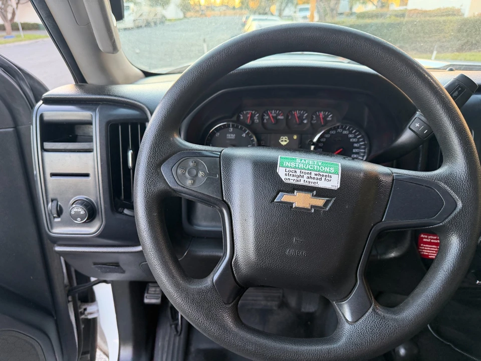 2015 Chevrolet Silverado Heavy Duty 3rd Gen - Image 13 of 18