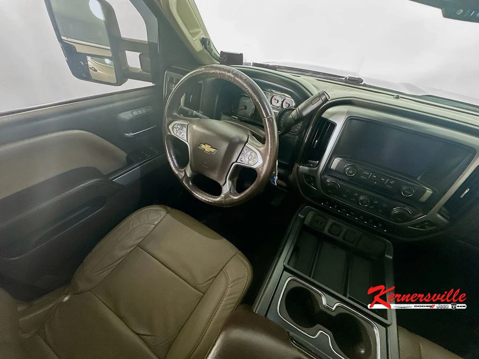 2015 Chevrolet Silverado Heavy Duty 3rd Gen - Image 9 of 21