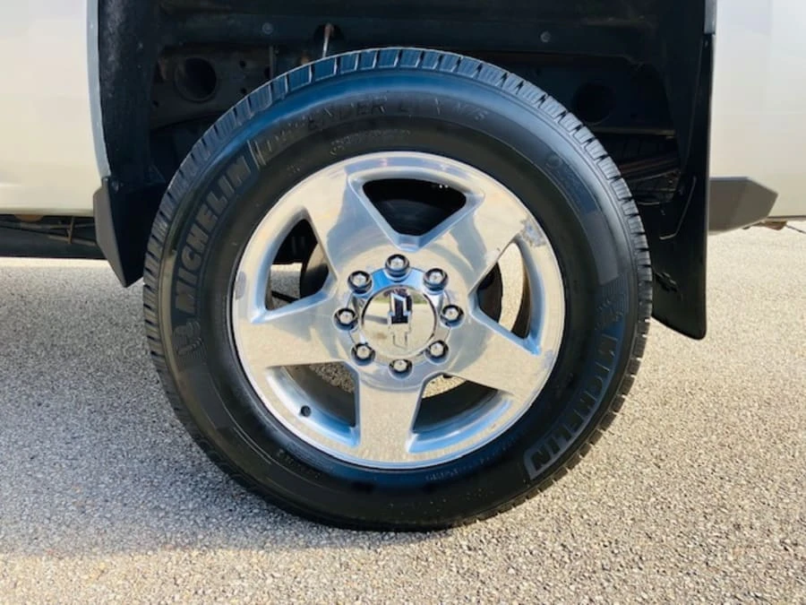2015 Chevrolet Silverado Heavy Duty 3rd Gen - Image 8 of 15