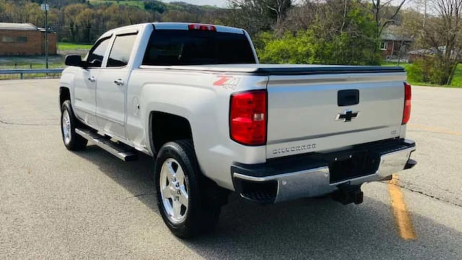 2015 Chevrolet Silverado Heavy Duty 3rd Gen - Image 3 of 15