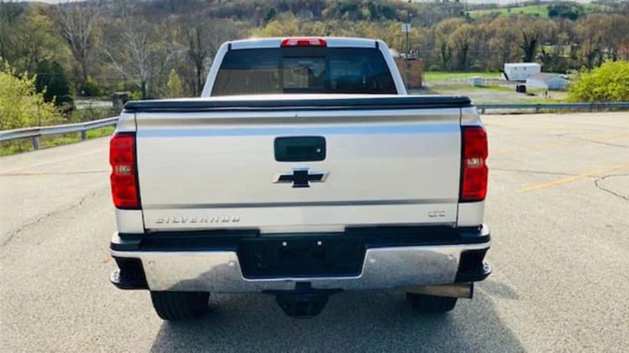 2015 Chevrolet Silverado Heavy Duty 3rd Gen - Image 5 of 15