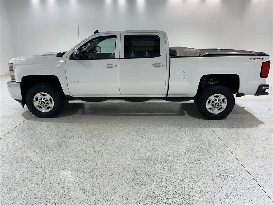 2015 Chevrolet Silverado Heavy Duty 3rd Gen - Image 2 of 12