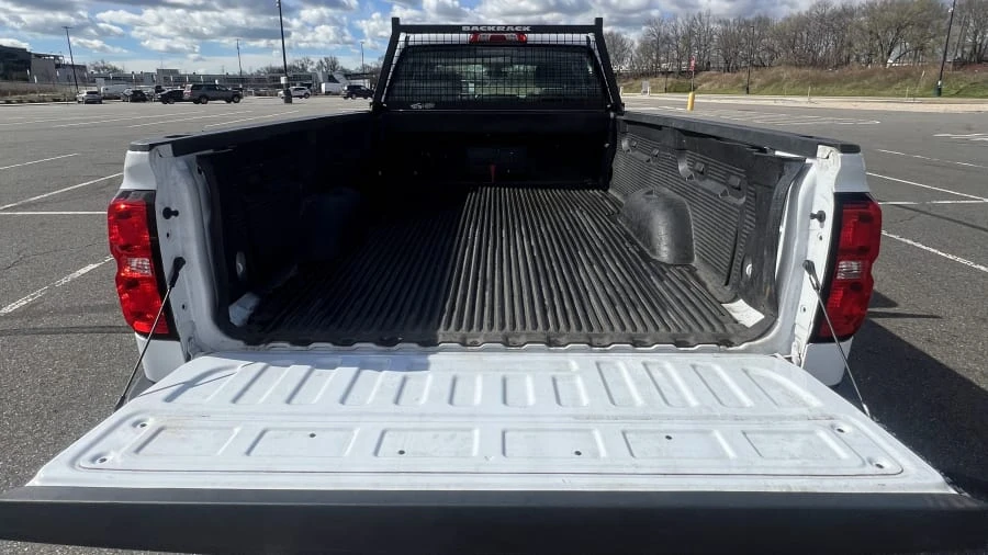 2015 Chevrolet Silverado Heavy Duty 3rd Gen - Image 4 of 12