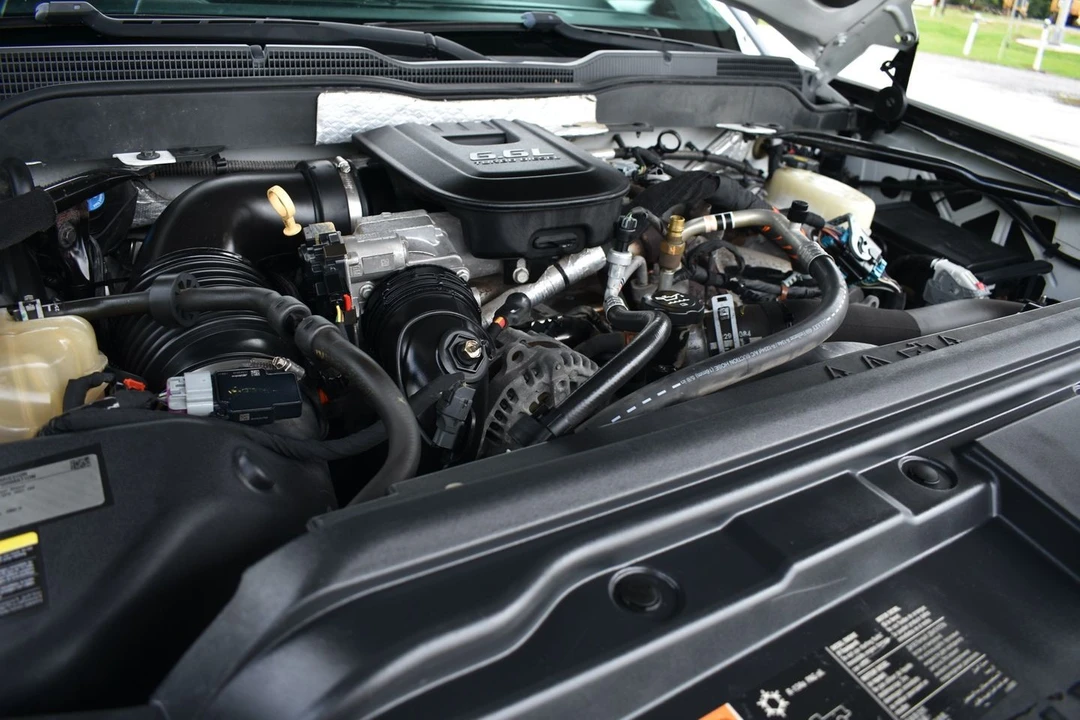 2015 Chevrolet Silverado Heavy Duty 3rd Gen - Image 17 of 19