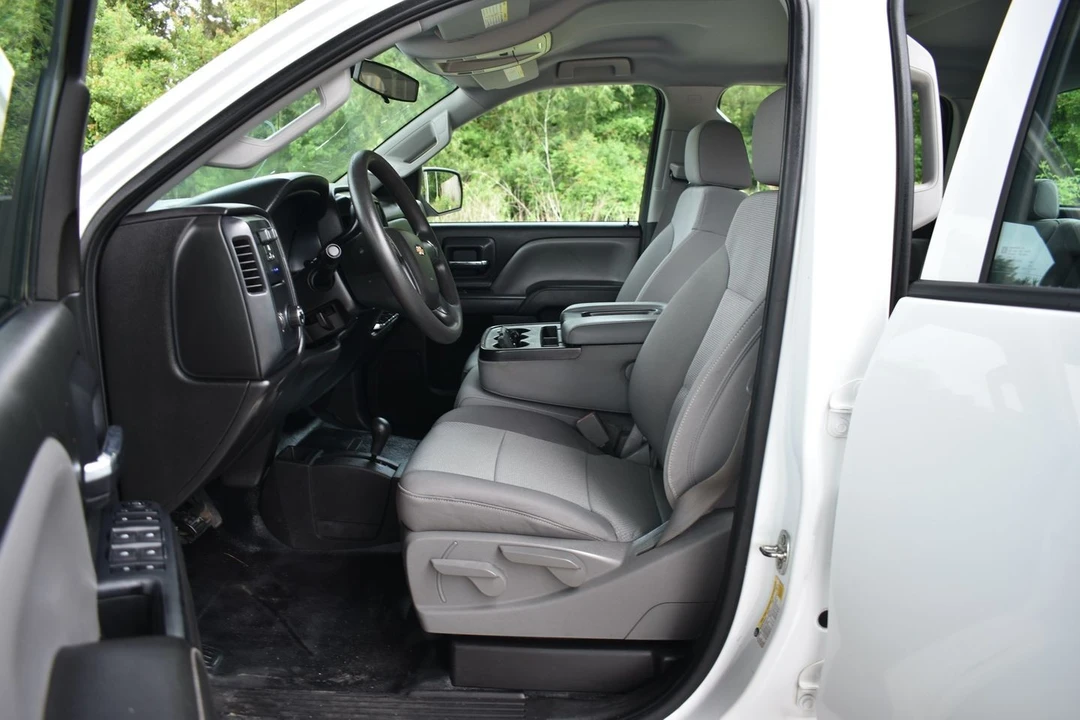 2015 Chevrolet Silverado Heavy Duty 3rd Gen - Image 10 of 19