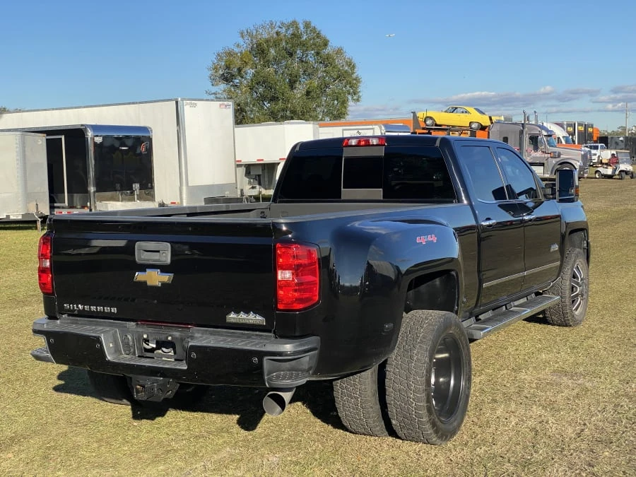 2015 Chevrolet Silverado Heavy Duty 3rd Gen - Image 5 of 16