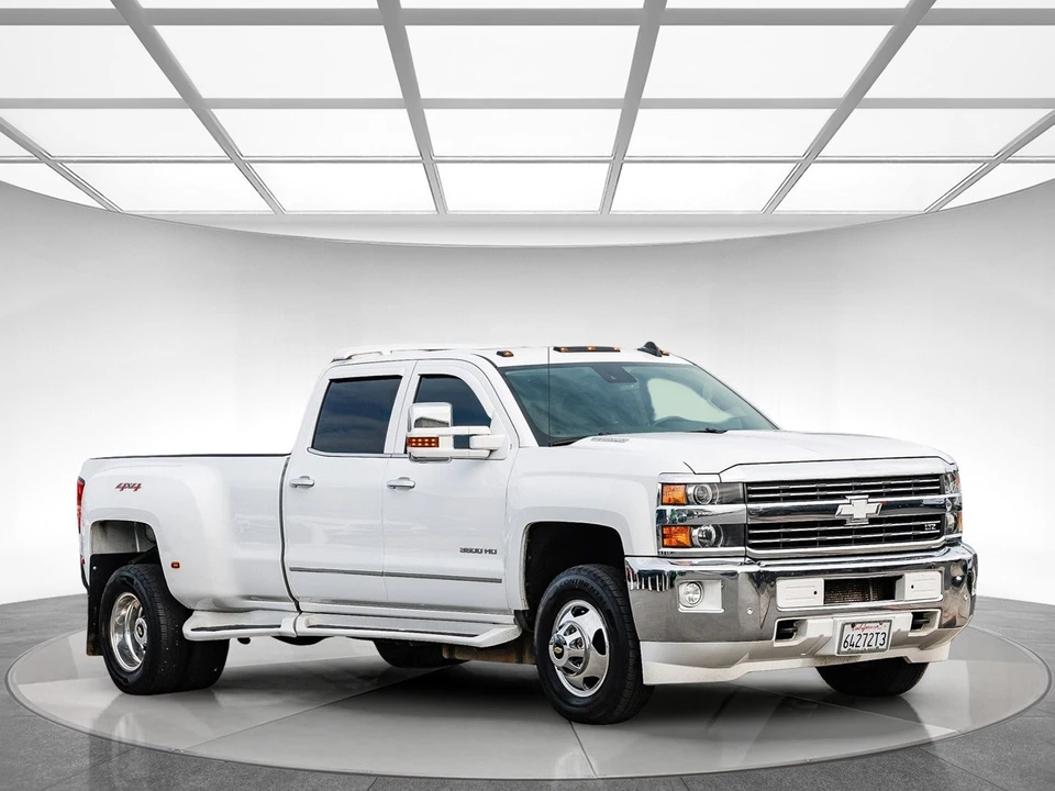 2015 Chevrolet Silverado Heavy Duty 3rd Gen - Image 5 of 12