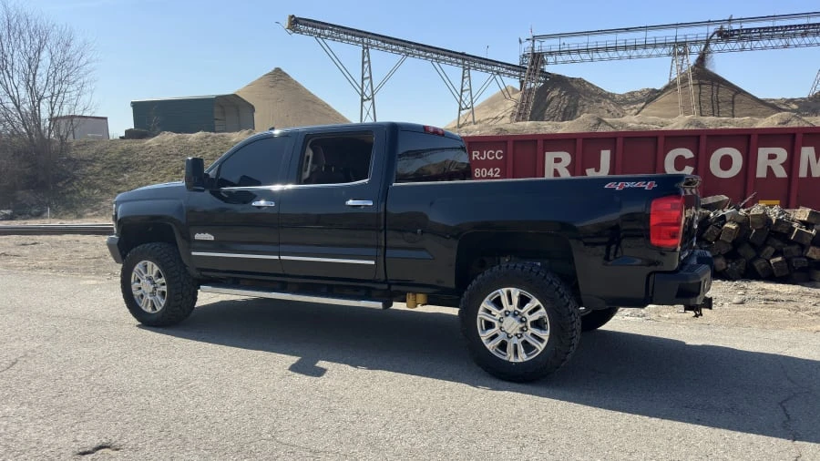 2015 Chevrolet Silverado Heavy Duty 3rd Gen - Image 3 of 17