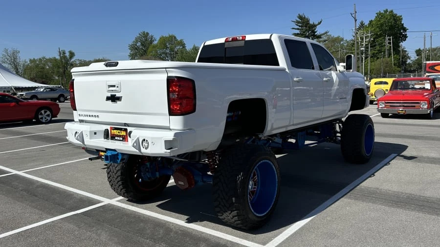 2015 Chevrolet Silverado 3rd Gen - Image 2 of 15