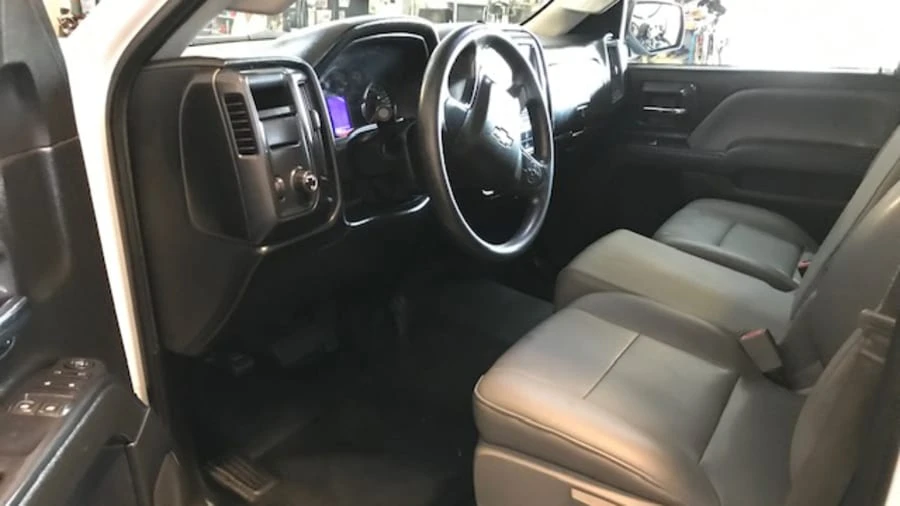 2015 Chevrolet Silverado 3rd Gen - Image 2 of 4