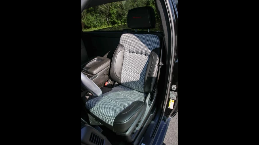 2015 Chevrolet Silverado 3rd Gen - Image 7 of 31