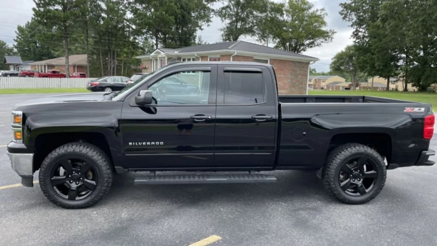 2015 Chevrolet Silverado 3rd Gen - Image 2 of 12