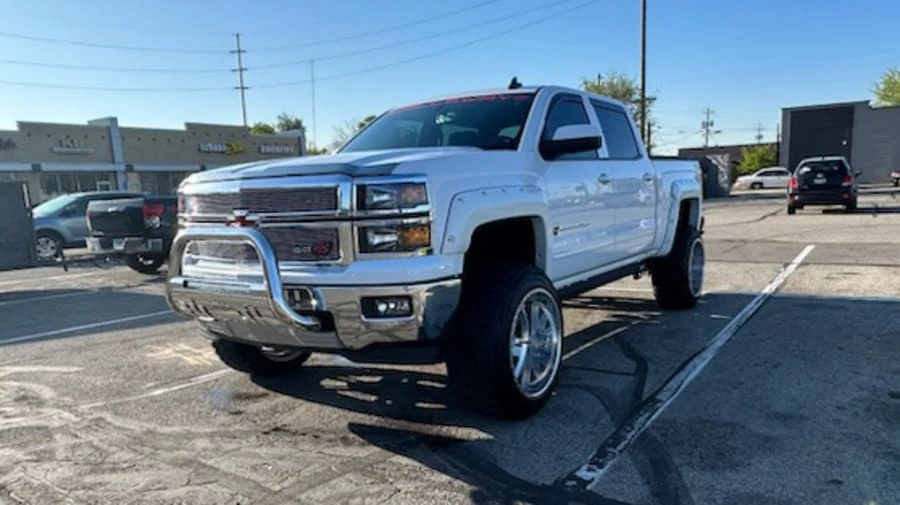 2015 Chevrolet Silverado 3rd Gen - Image 2 of 8