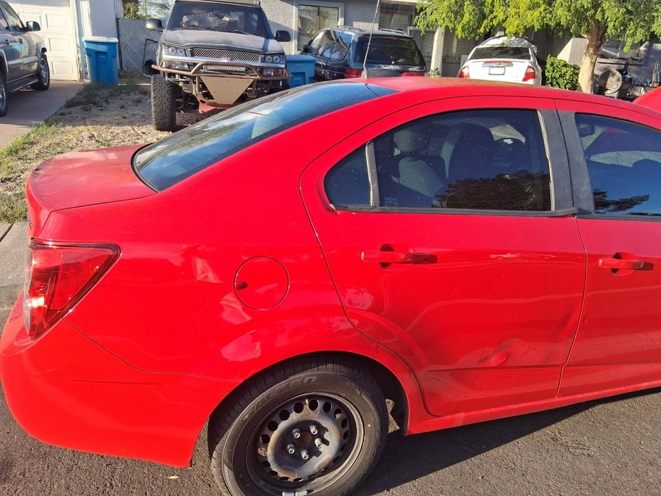 2015 Chevrolet Aveo/Sonic - Image 4 of 7