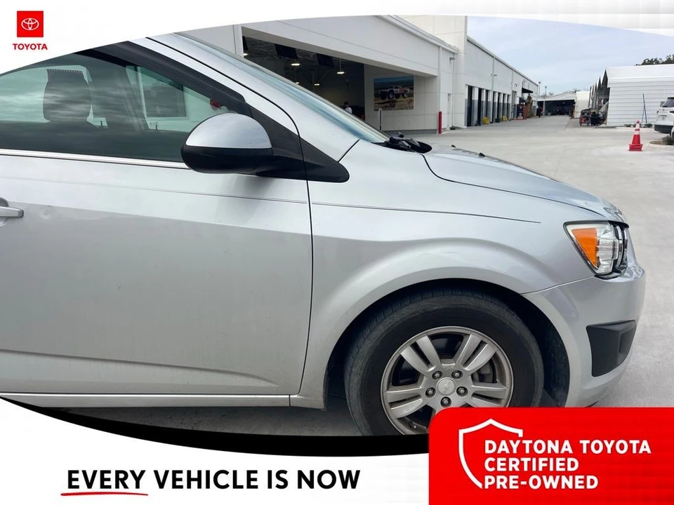 2015 Chevrolet Aveo/Sonic - Image 9 of 10