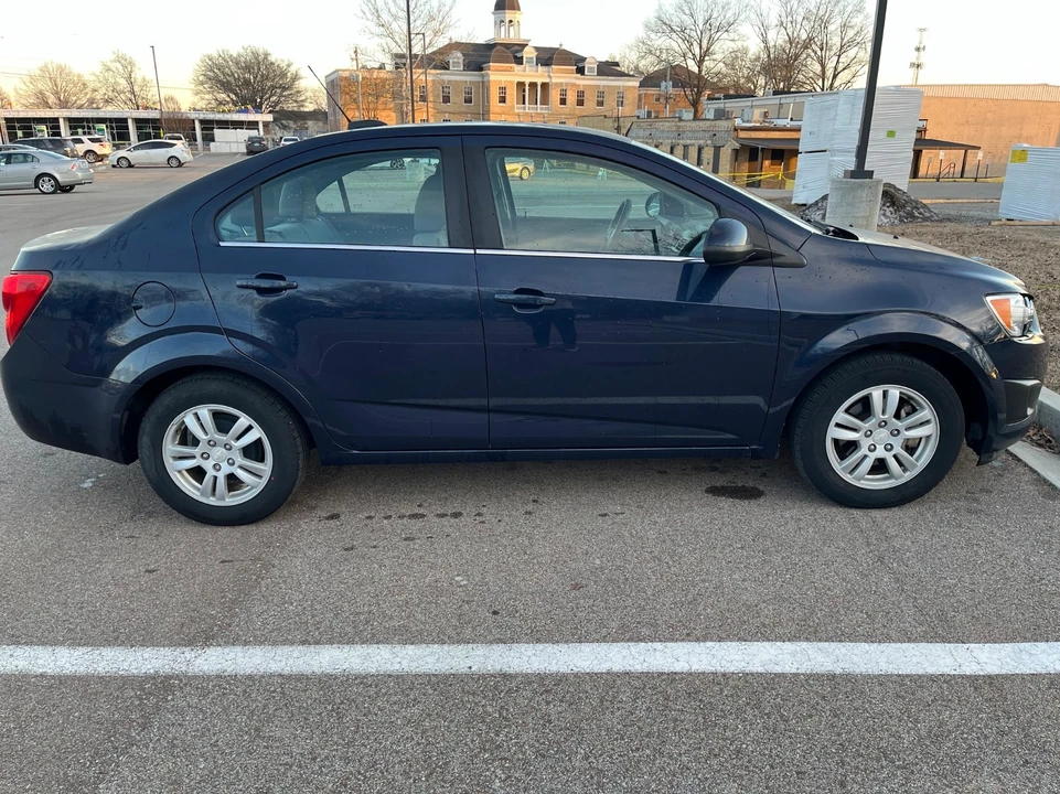 2015 Chevrolet Aveo/Sonic - Image 6 of 7