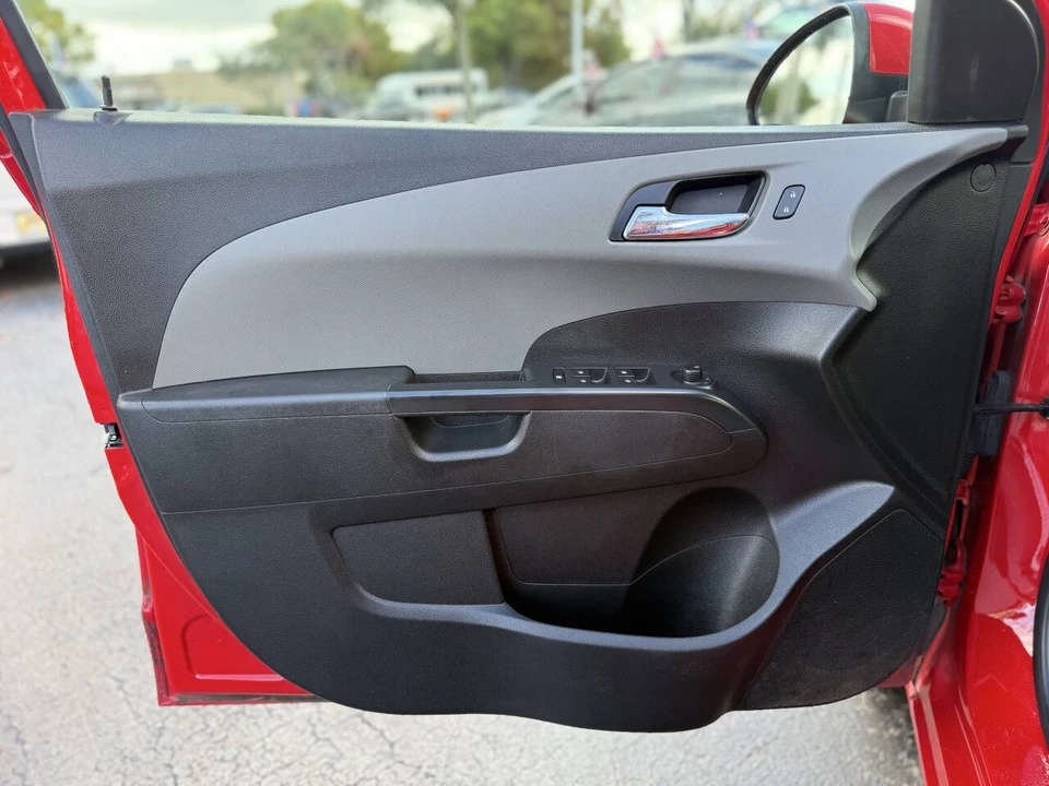 2015 Chevrolet Aveo/Sonic - Image 11 of 20
