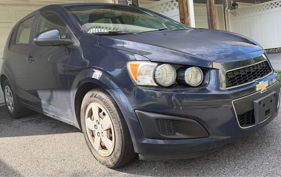 2015 Chevrolet Aveo/Sonic - Image 2 of 8