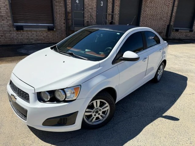 2015 Chevrolet Aveo/Sonic - Image 2 of 15