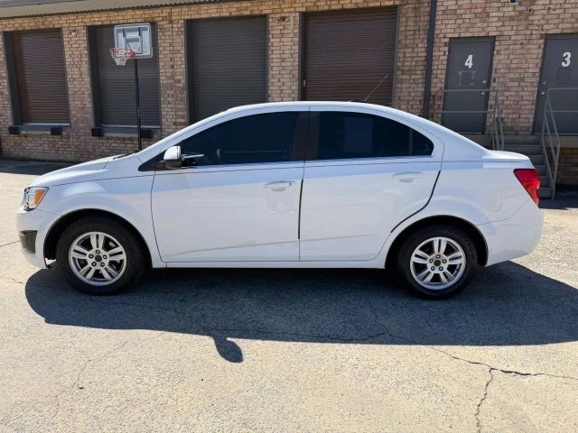 2015 Chevrolet Aveo/Sonic - Image 3 of 15