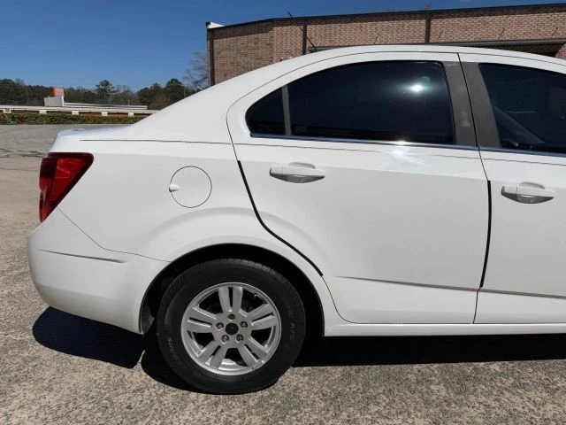 2015 Chevrolet Aveo/Sonic - Image 9 of 15