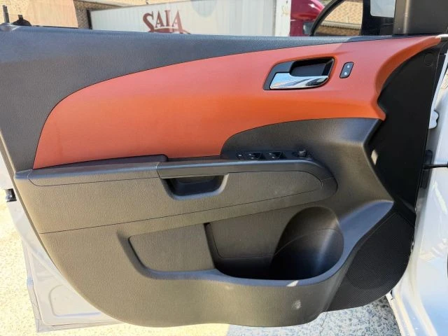 2015 Chevrolet Aveo/Sonic - Image 13 of 15