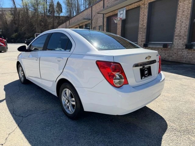 2015 Chevrolet Aveo/Sonic - Image 6 of 15